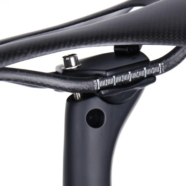 carbon seatpost with seat fitted