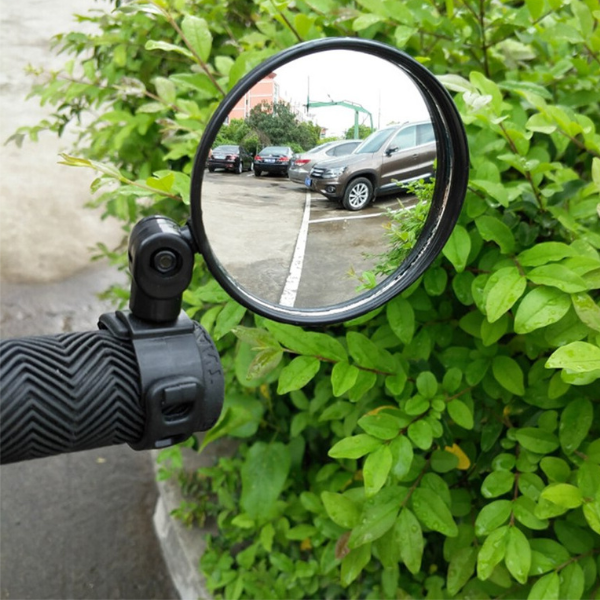 right side rear bike mirror on bike (1)
