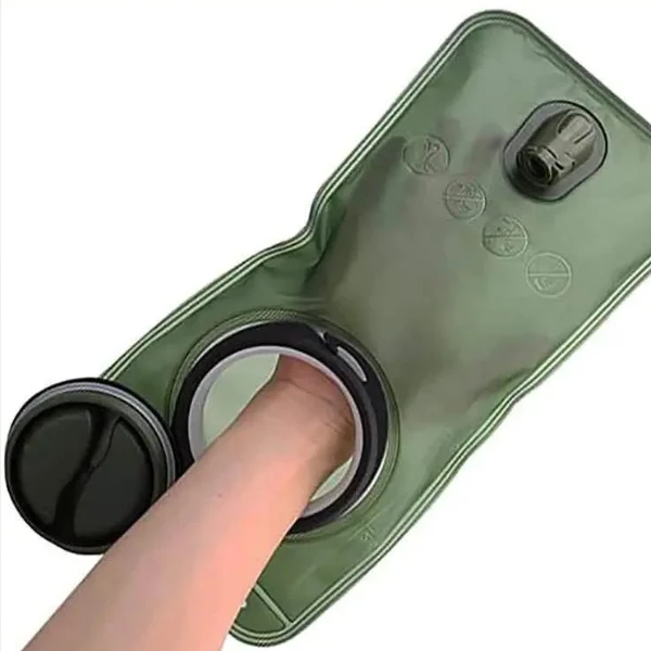 easy to clean with wide mouth